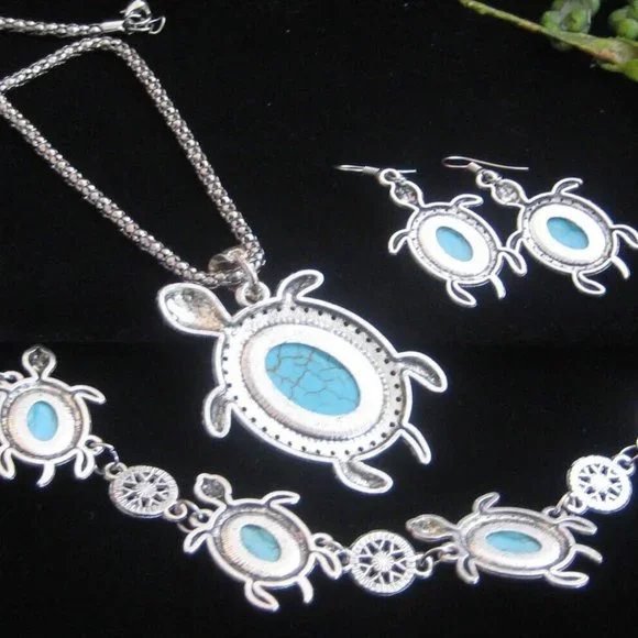 Turtle Pendant Necklace, Bracelet & Earrings faux turquoise silvertone setting - Picture 3 of 4